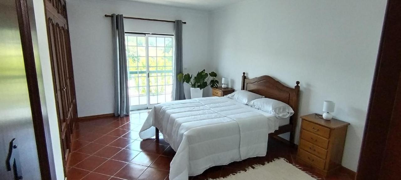 Majo Alojamento Local Bed and Breakfast Tábua Eksteriør billede
